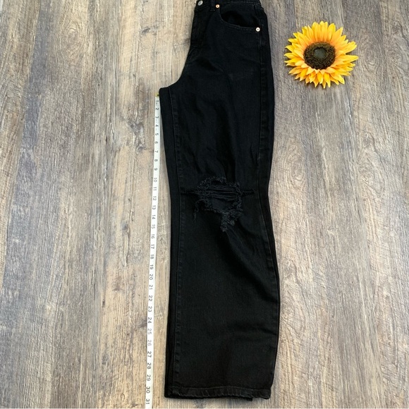 Wild Fable Distressed Jeans Size 2 | Cute Trendy Jeans - Picture 2 of 4